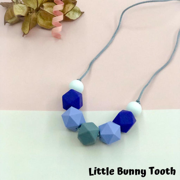 Silicone Teething Necklace - Zelie